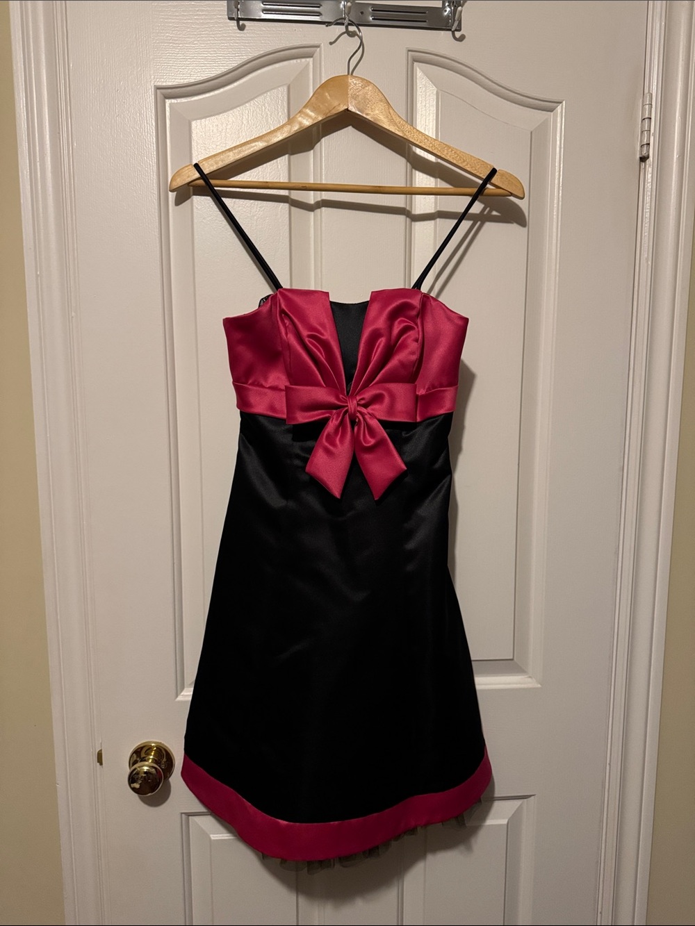 Laura Cocktail Midi Dress with Fuchsia Bow Accent